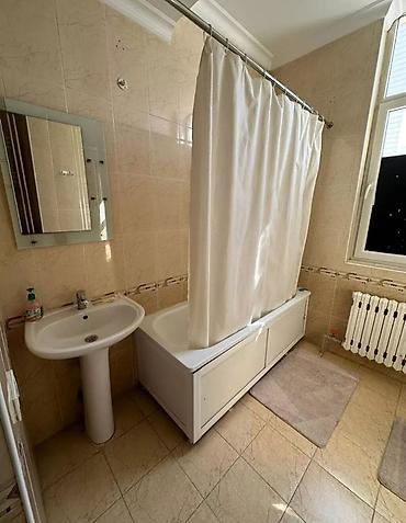 studio apartment: Сдаётся уютная однокомнатная квартира с отдельной кухней. Планировка — 3