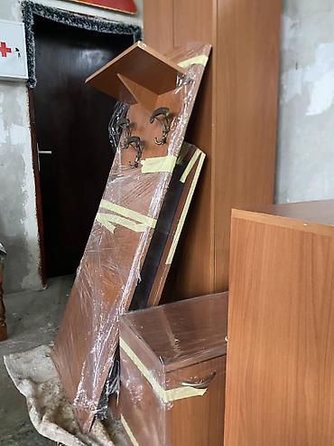 ormar za igračke: Predsoblje/komplet za hodnik – univer u boji trešnje Sastav: - Ormar — 1