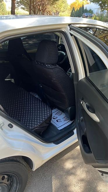 бартер дом: Toyota Auris: 2008 г., 1.4 л, Механика, Бензин, Хэтчбэк — 10