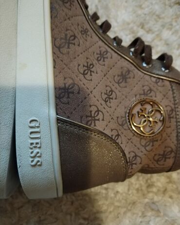 Women's Sneakers and athletic shoes: Guess, 39, bоја - Braon — 2