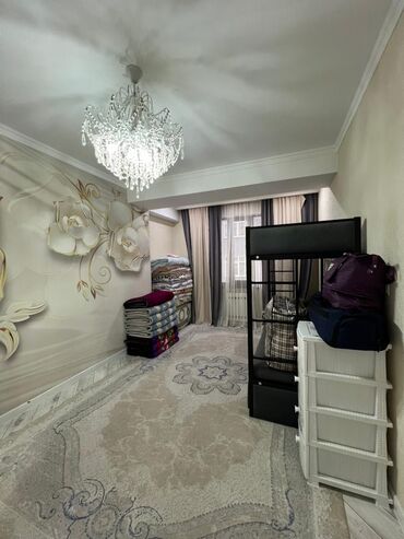 Продажа квартир: 3 комнаты, 82 м², 3 этаж — 2