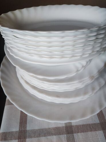 подставки для тарелок: Набор тарелок 24 предмета 1800