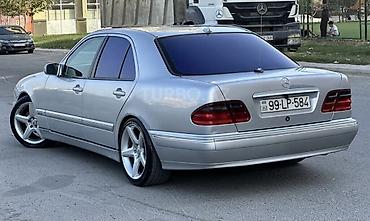 mercedes şəkilləri: Mercedes-Benz E 220: 2.2 l | 1999 il Sedan — 1