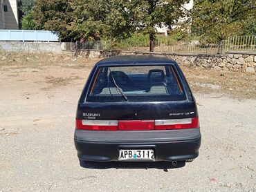 Οχήματα: Suzuki Swift: 1.3 l. | 1993 έ. 180000 km. Χάτσμπακ at lalafo.gr Οχήματα: Suzuki Swift: 1.3 l. | 1993 έ. 180000 km. Χάτσμπακ