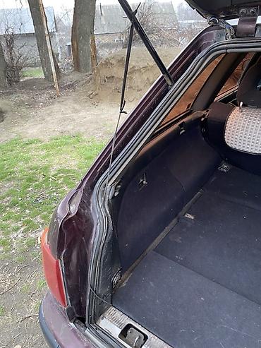 Audi: Audi S4: 1993 г., 2 л, Механика, Бензин, Универсал — 30