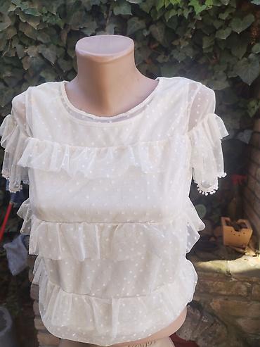 Bluze: Bluza, veličina S. - Boja: bela/ekru - Materijal: lagani til sa — 2