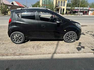 probox toyota: Chevrolet Spark: 2014 г., 1 л, Автомат, Бензин, Хэтчбэк — 4
