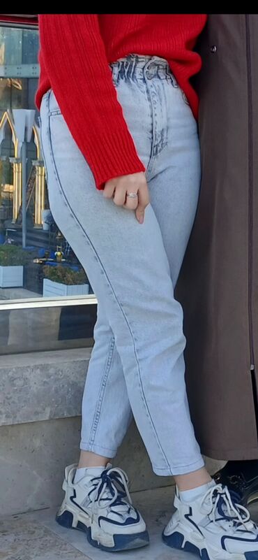 cins jiletlər: ​"LADY COOL markalı, yüksək belli, "paper bag" kəsimli cins şalvar