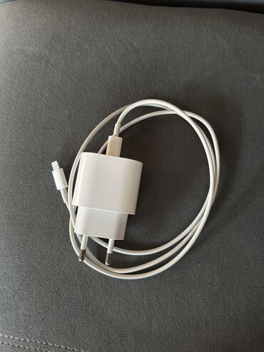 зарядка от айфона: Продам оригинальное зарядное устройство Apple iPhone с быстрой