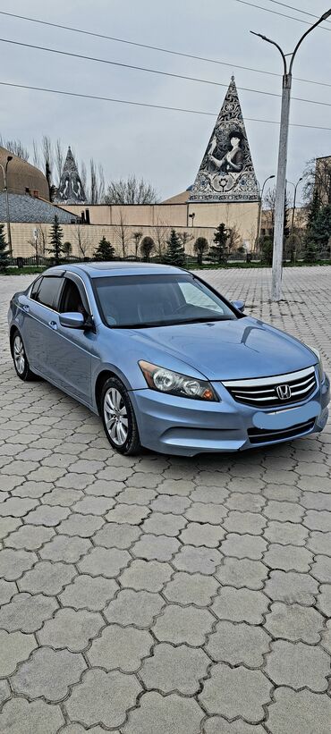 аккорд: Honda Accord: 2011 г., 2.4 л, Автомат, Бензин, Седан