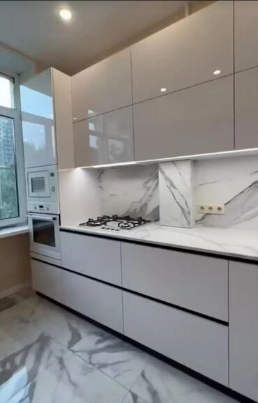 Sifarişlə mətbəx mebeli: Sifarişlə mətbəx dəsti, Özü çəkən petlələr, Sadə laminat, Kredit var, Rayonlara çatdırılma, Pulsuz çatdırılma — 25