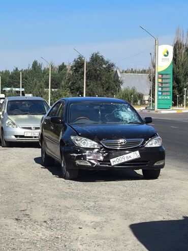 срочно продаю аварийное авто: Toyota Camry: 2004 г., Автомат, Бензин, Седан