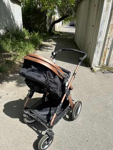 Araba-beşiklər: Çıxarıla bilən beşikli araba — 7