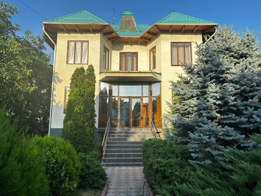 сдоются дома в навопокровка срочно или вримянки: 350 м², 8 комнат, Утепленный, Бронированные двери, Видеонаблюдение