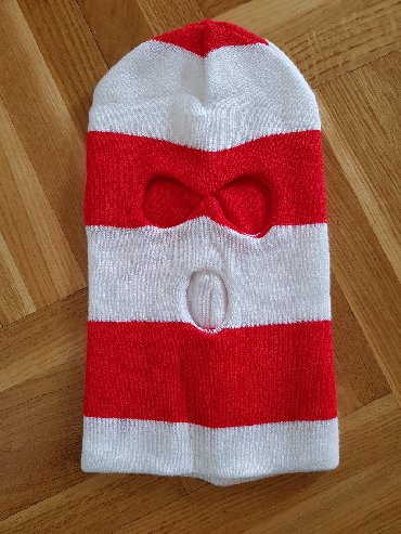 Kape i aksesoari: Fantomke Kape su 800din a fantomke 2000din komad.Šal je 1500din. Ako na lalafo.rs — 3 Kape i aksesoari: Fantomke Kape su 800din a fantomke 2000din komad.Šal je 1500din. Ako — 3