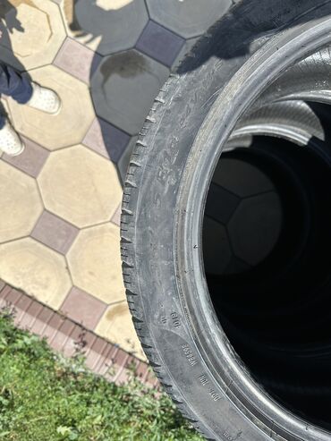 r18 235: Шина у камри 70 стояла 235/45R18