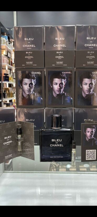 Парфюмерия: Парфюмерная вода Bleu de Chanel Paris для мужчин, в элегантном флаконе