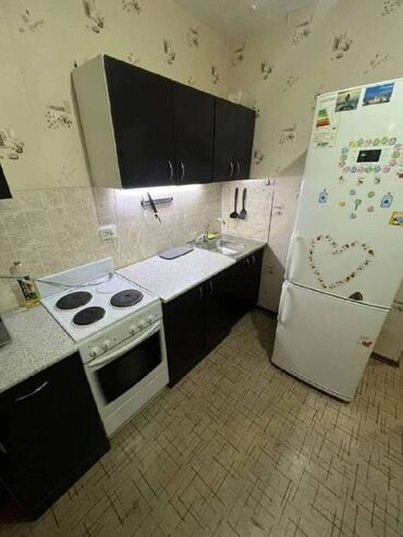 аренда домов посуточно бишкек: 50 м², 1 комната, Утепленный, Бронированные двери, Евроремонт