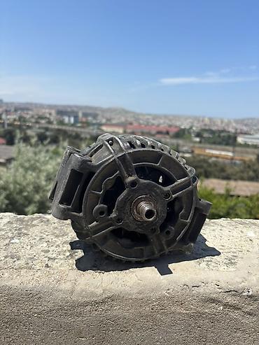 mercedes dinamo: Bosch generator (alternator) – avtomobil üçün Dinamo E220 Mercedes — 4