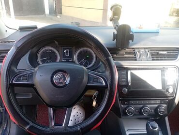 обмен тико: Skoda Octavia: 2016 г., 1.6 л, Типтроник, Бензин, Седан