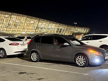 i30: Hyundai i30: 1.6 l | Universal — 4
