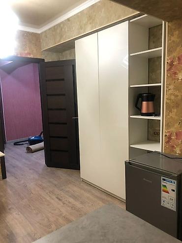 Долгосрочная аренда комнат: Сдаётся уютная 2 х комн квартиразастеклённой лоджией. Что внутри: - — 10