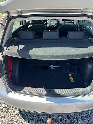 a4 b6: ROLETNA GEPEKA ZA VOLKSWAGEN GOLF PLUS | Roletna gepeka za VW Golf — 2