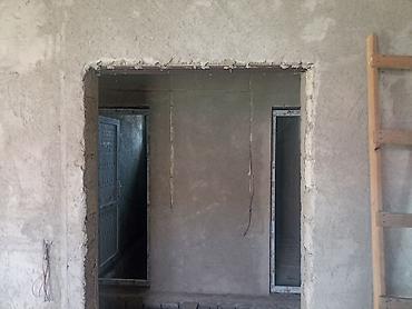 Həyət evləri və villaların satışı: Satılır – həyət evi - Tikinti: daş divarlar, metal dam örtüyü, beton — 11