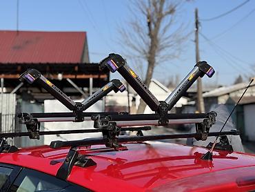 Крепления для велосипедов и лыж: Крепление для лыж и сноубордов На поперечные дуги Terzo, Самовывоз — 13