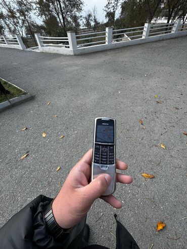 Nokia: Nokia 1, rəng - Gümüşü, Düyməli — 8