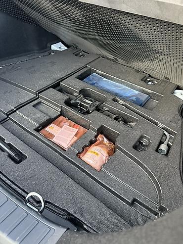 Toyota: Toyota Prius: 2019 г., 1.8 л, Вариатор, Гибрид, Хэтчбэк — 15