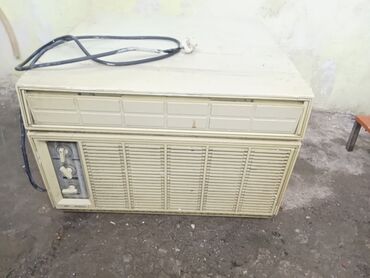 nespresso кофемашина баку: BK 2000 kondisioner tam işlək yaxşı soyudur. Nizami Metrosuna