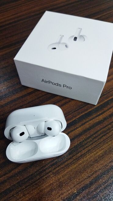 nausniki: AirPods Pro Salam.2 gündü mənə hədiyyə olunub . rezinli istifadə edə