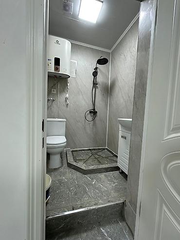 30000: Продаю комнату в цокольном этаже со свежим ремонтом цена 33000$село — 1