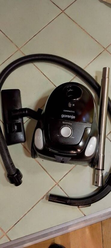 Klasični usisivači: Usisivač GORENJE na platnenu kesu. kao nov je. novi tip — 7