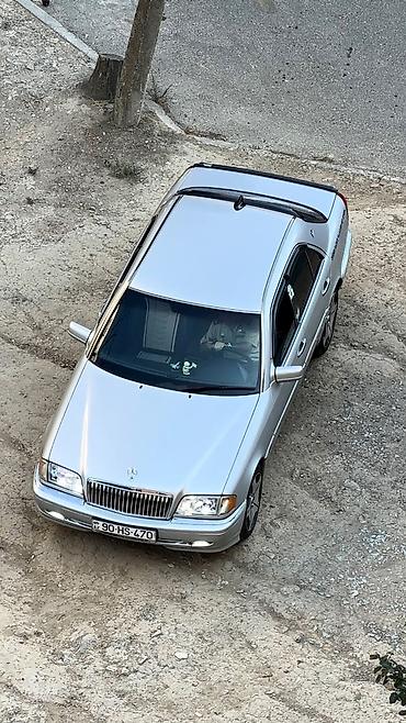 getiz: Mercedes-Benz C-Class: 1.8 l | 1997 il Sedan — 1