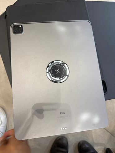 айпад 12 про: Планшет, Apple, эс тутум 512 ГБ, 12" - 13", Wi-Fi, Классикалык түсү - Күмүш