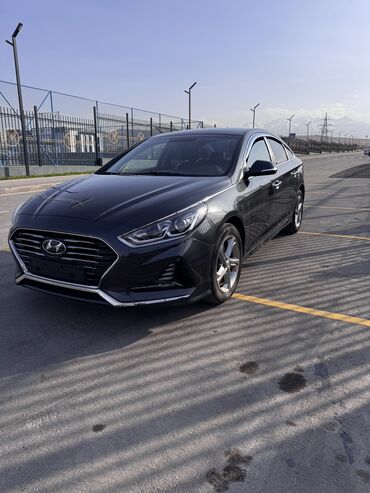 пороги на мазду: Hyundai Sonata: 2018 г., 2 л, Автомат, Газ, Седан