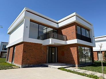 Продажа коттеджей и домов: Imarat Resort, Иссык-Кульская область, с. Бостери, Мамытова 122 Дом — 1