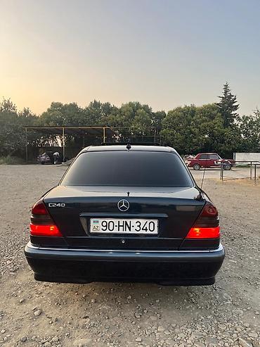 oka masini: Mercedes-Benz C-Class: 2.4 l | 2000 il Sedan — 10