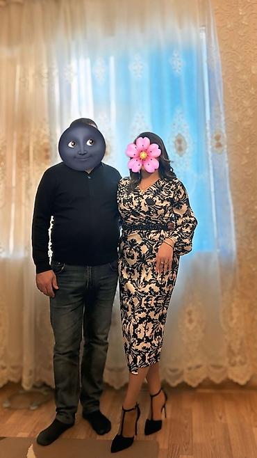 Qadın üçün zərif midi don - Dizayn: Açıq krem fon üzərində qara