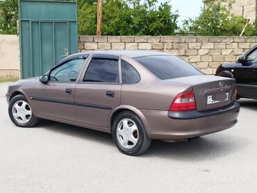 Продажа авто: Opel Vectra: 1.6 л | 1998 г. | 320000 км Седан