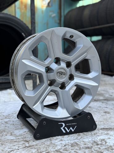 Диски: Литые Диски R 17 Toyota, Комплект, отверстий - 6, Б/у — 13