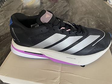 qara ketalar: Adidas Adizero Boston 13 qaçış ayaqqabısı - Model: Adizero Boston 13 — 2