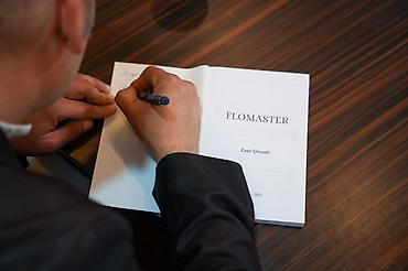 Kitablar və jurnallar: Məhsul: “FLOMASTER” – bədii kitab Müəllifi olduğum Flomaster adlı — 5