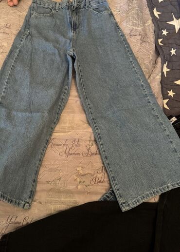 Cinslər: Cinslər, Bershka, 2XS (EU 32), rəng - Mavi