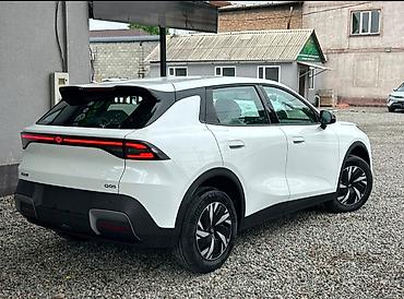 q05 max: Changan Qiyuan Q05: 2026 г., 1.8 л, Автомат, Электромобиль, Кроссовер — 5