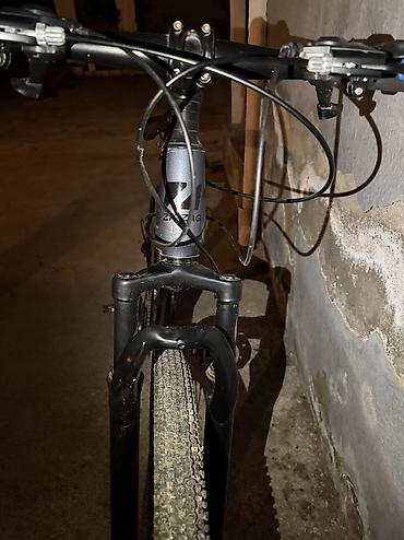 Dağ velosipedləri: 29luq zigzag aliminium. Zəncir və arxa diş paslanıb(işlədilmədiyi — 11