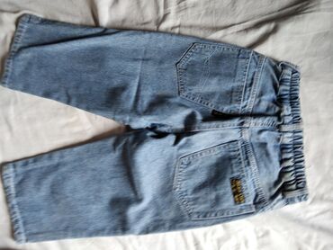 Farmerke: Pantalone na tregere vise pari farmerkice na tregerevise pari Razne — 12