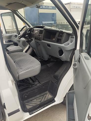 kuzu: Ford Transit uzun bazalı, yüksək tavanlı yük mikroavtobusu — 1